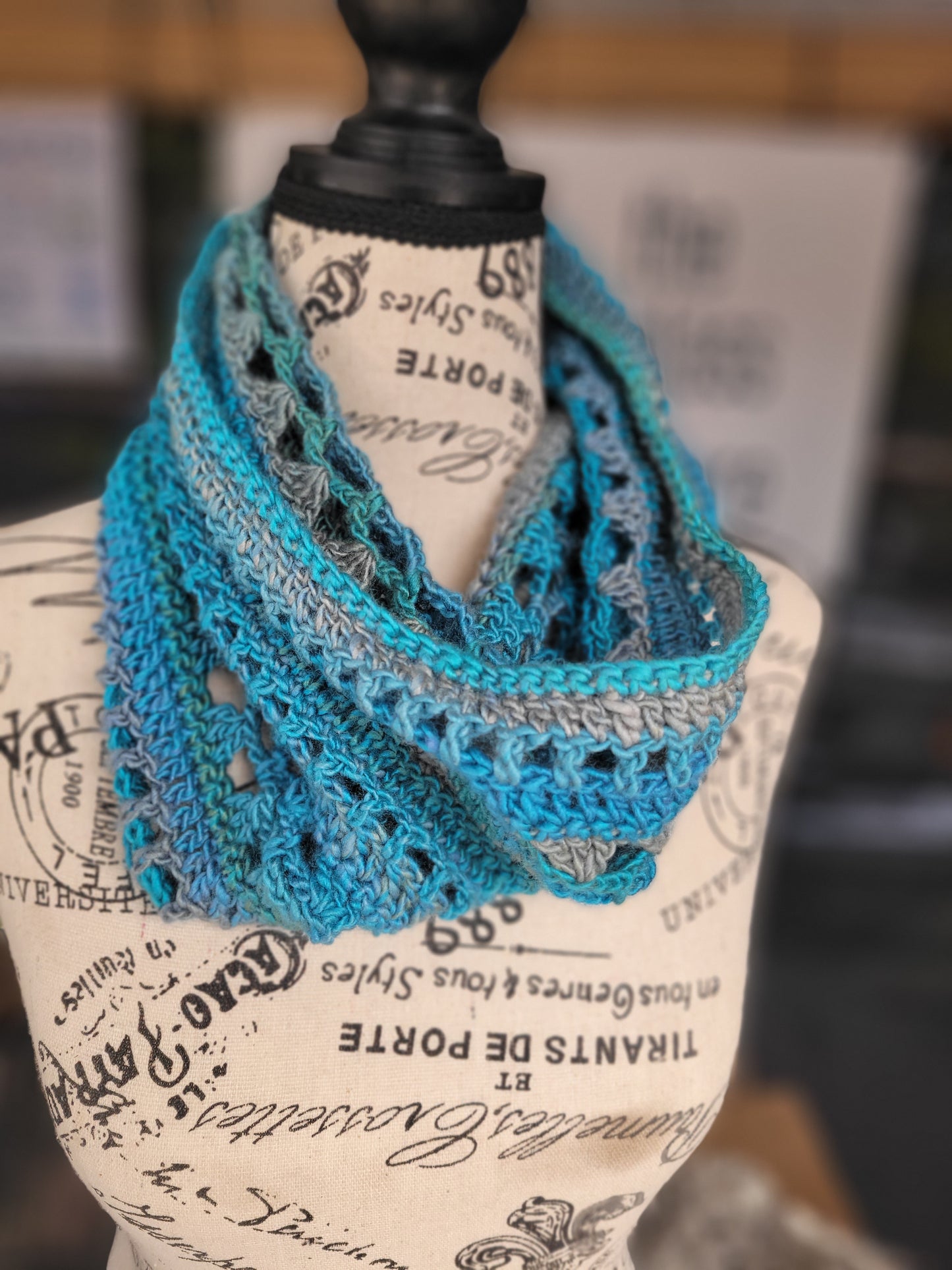 Teal Crocheted Cowl